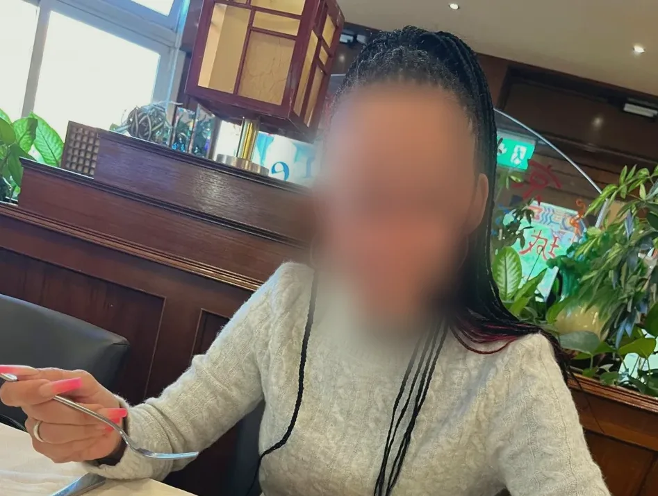 Sara, 38 años